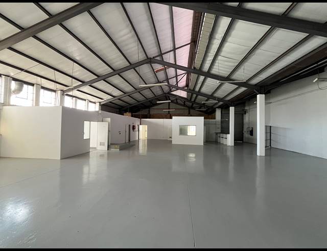 474M² WAREHOUSE TO LET IN MAITLAND